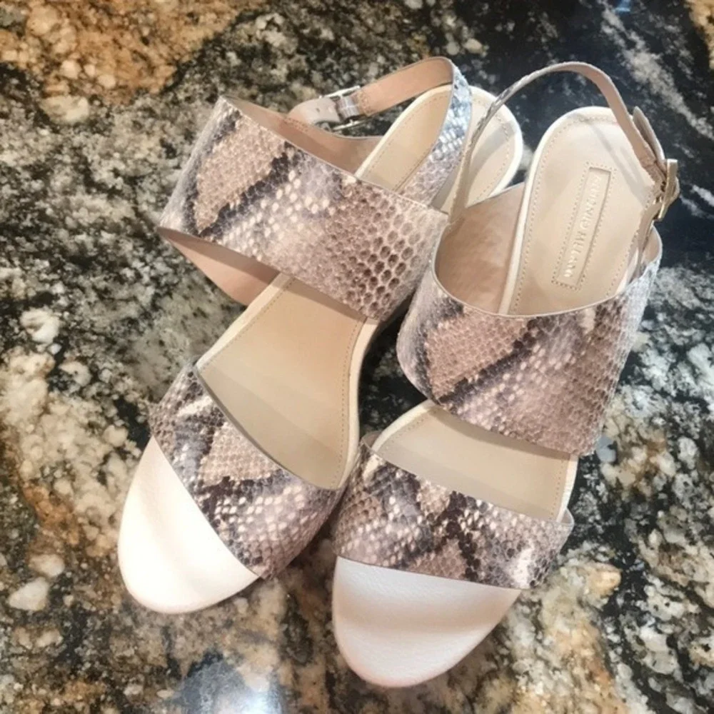 Antonio Melani Espadrille Wedges. 9.5 NWOT‎